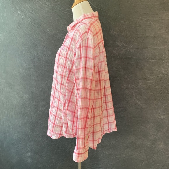 Gap Button Down Shirt - Picture 2 of 7